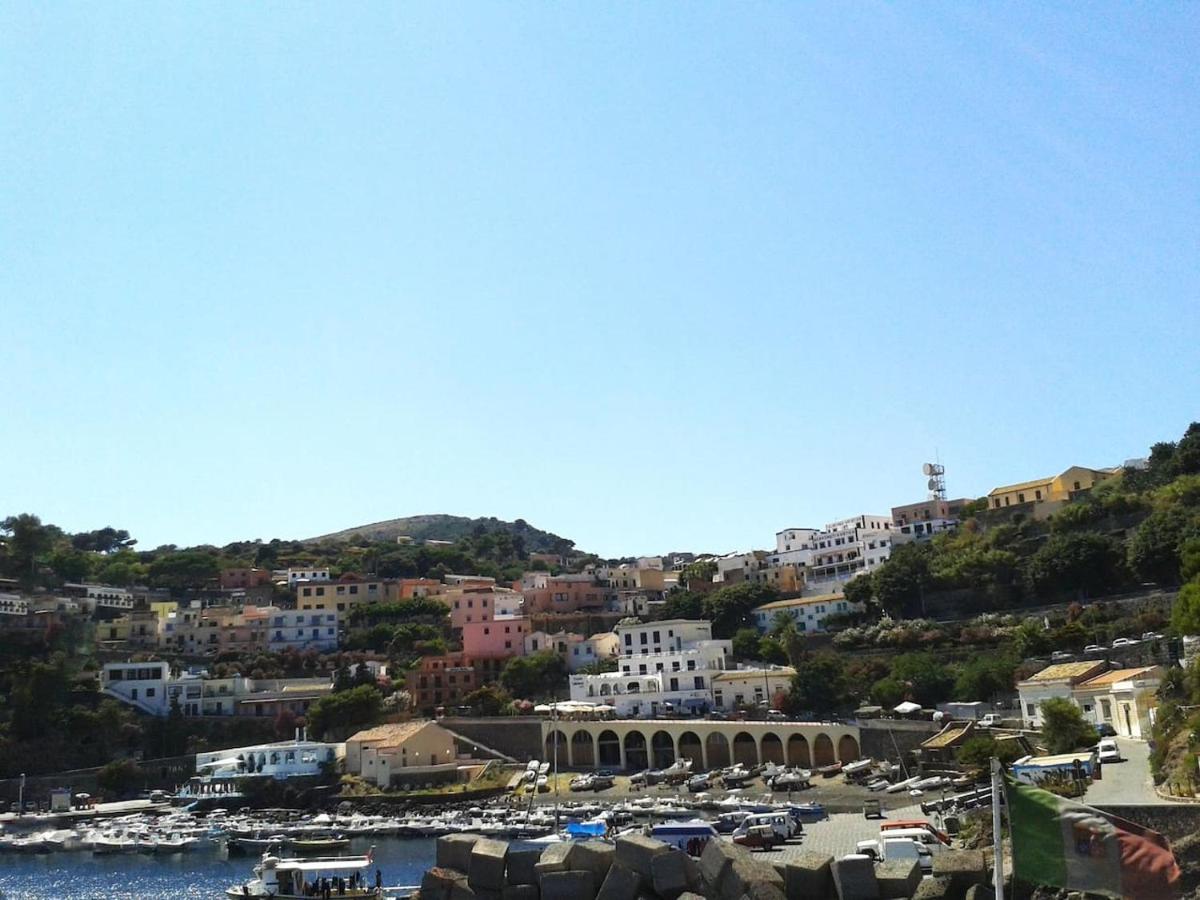 Appartamento Al Centro Di Ustica Isola di Ustica المظهر الخارجي الصورة
